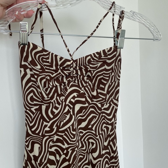 Abercrombie and Fitch, brown and white maxi dress summer vacation wedding guest - Picture 1 of 13